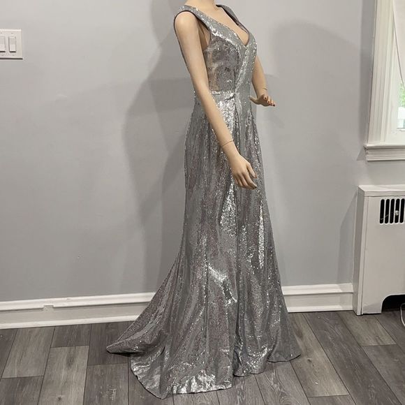 Sequin Sparkling Silver Metallic Formal Gown - Picture 10 of 16